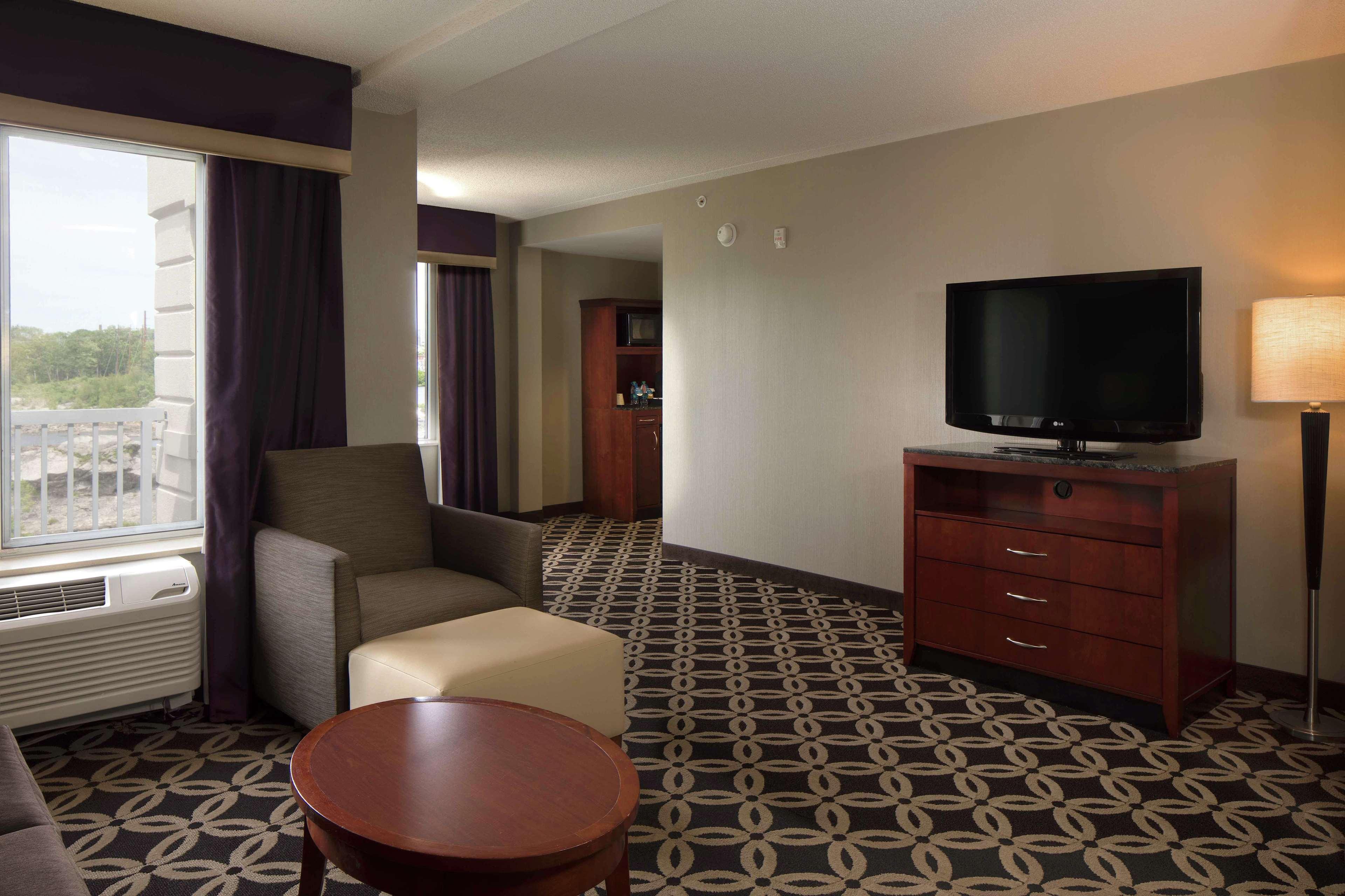 Hilton Garden Inn Auburn Riverwatch מראה חיצוני תמונה