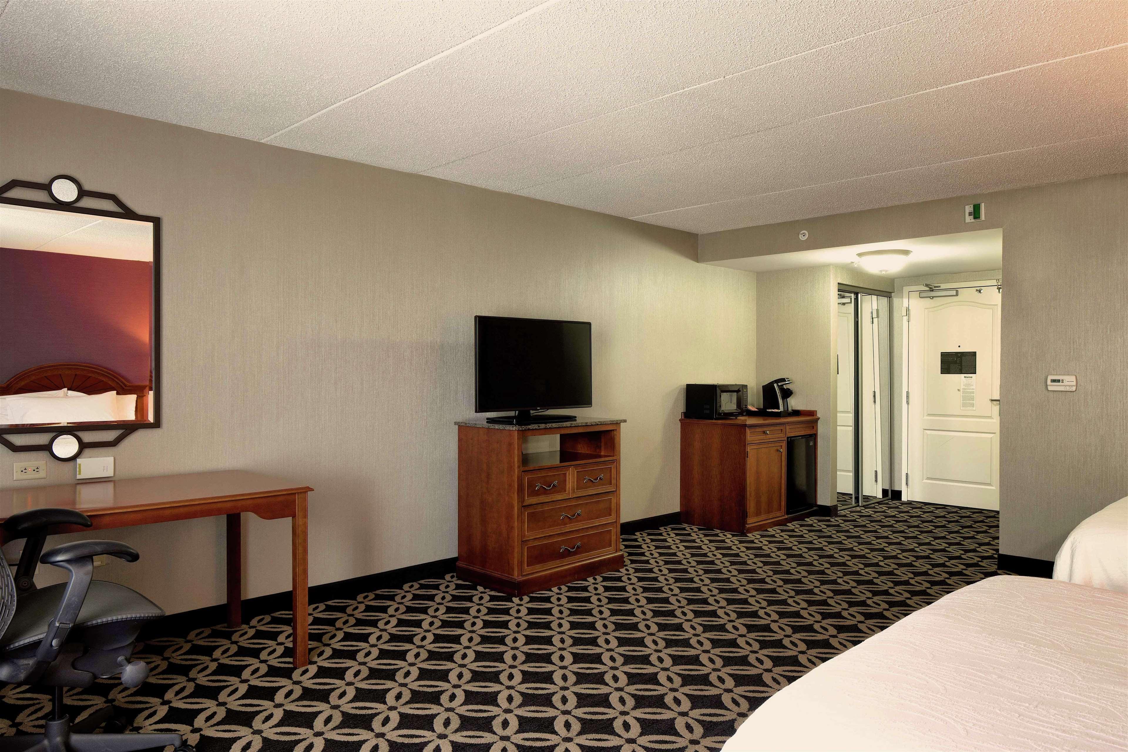 Hilton Garden Inn Auburn Riverwatch מראה חיצוני תמונה