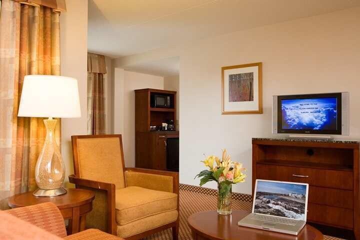 Hilton Garden Inn Auburn Riverwatch מראה חיצוני תמונה
