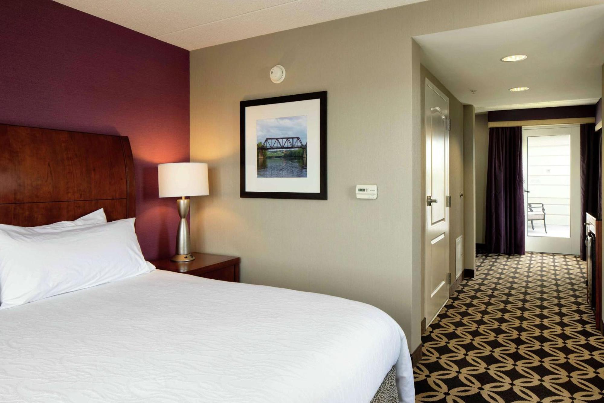 Hilton Garden Inn Auburn Riverwatch מראה חיצוני תמונה